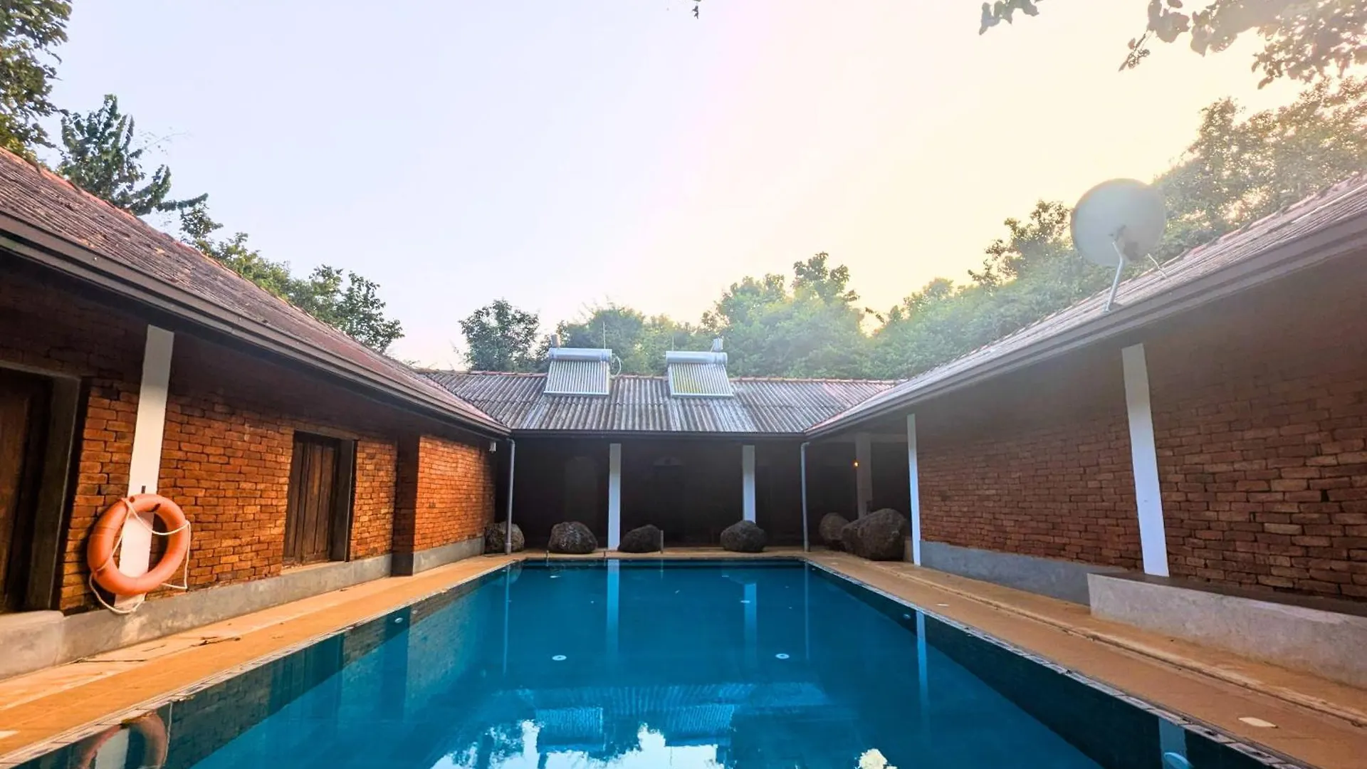Pinthaliya Resort Sigirîya 5*,